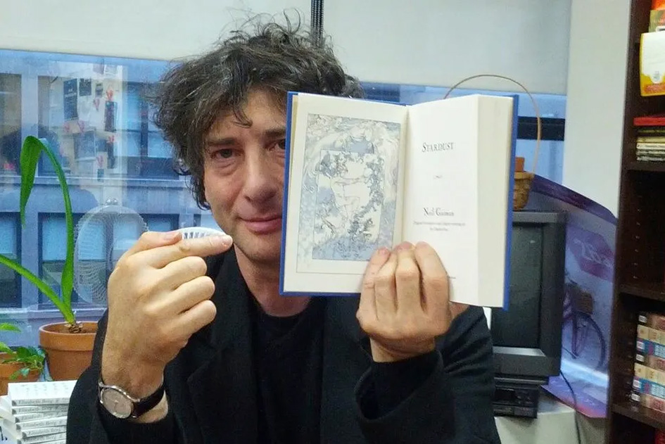 Featured image for “Neil Gaiman’ın Yazar Tıkanmasına Çözümü”